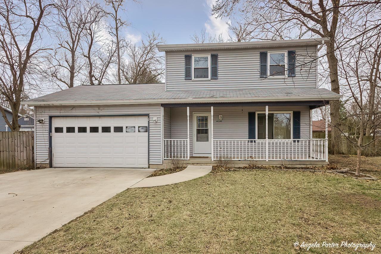 N1280 Cherry Dr, Bloomfield, WI 53128
