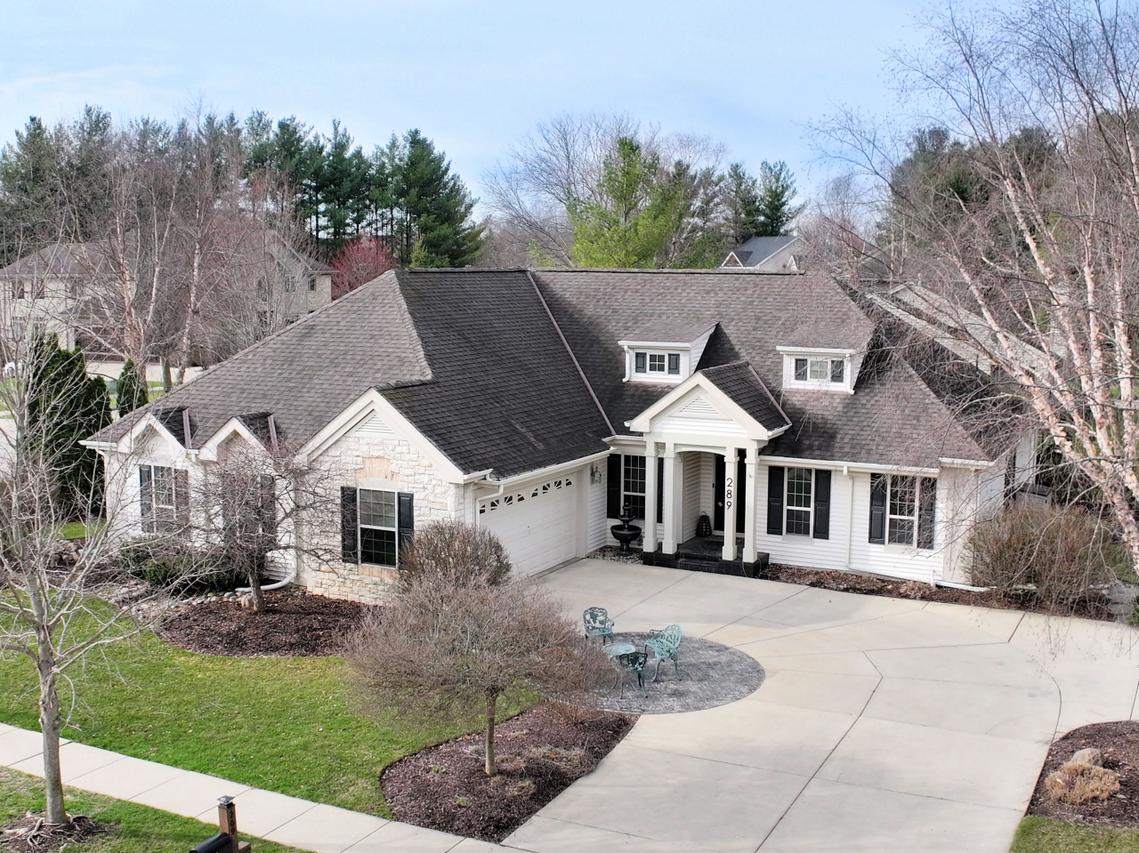 289 Falcon Ridge, Burlington, WI 53105