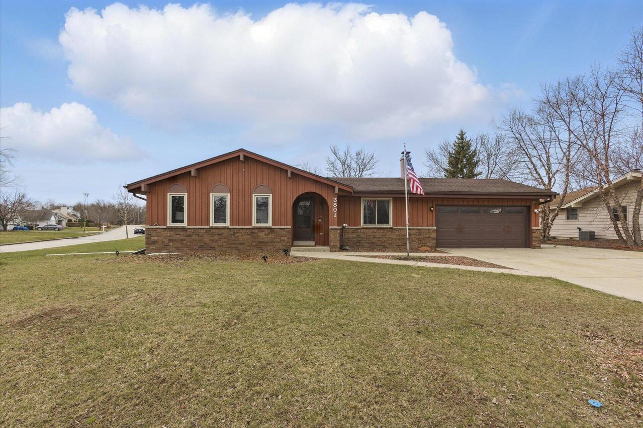 3801 W Madison Blvd, Franklin, WI 53132