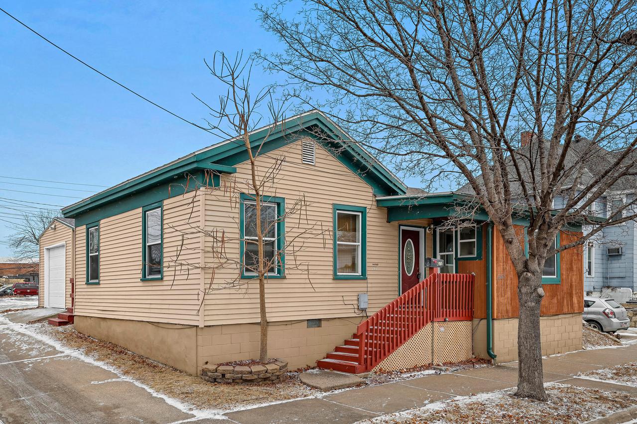 617 Windsor St, La Crosse, WI 54603