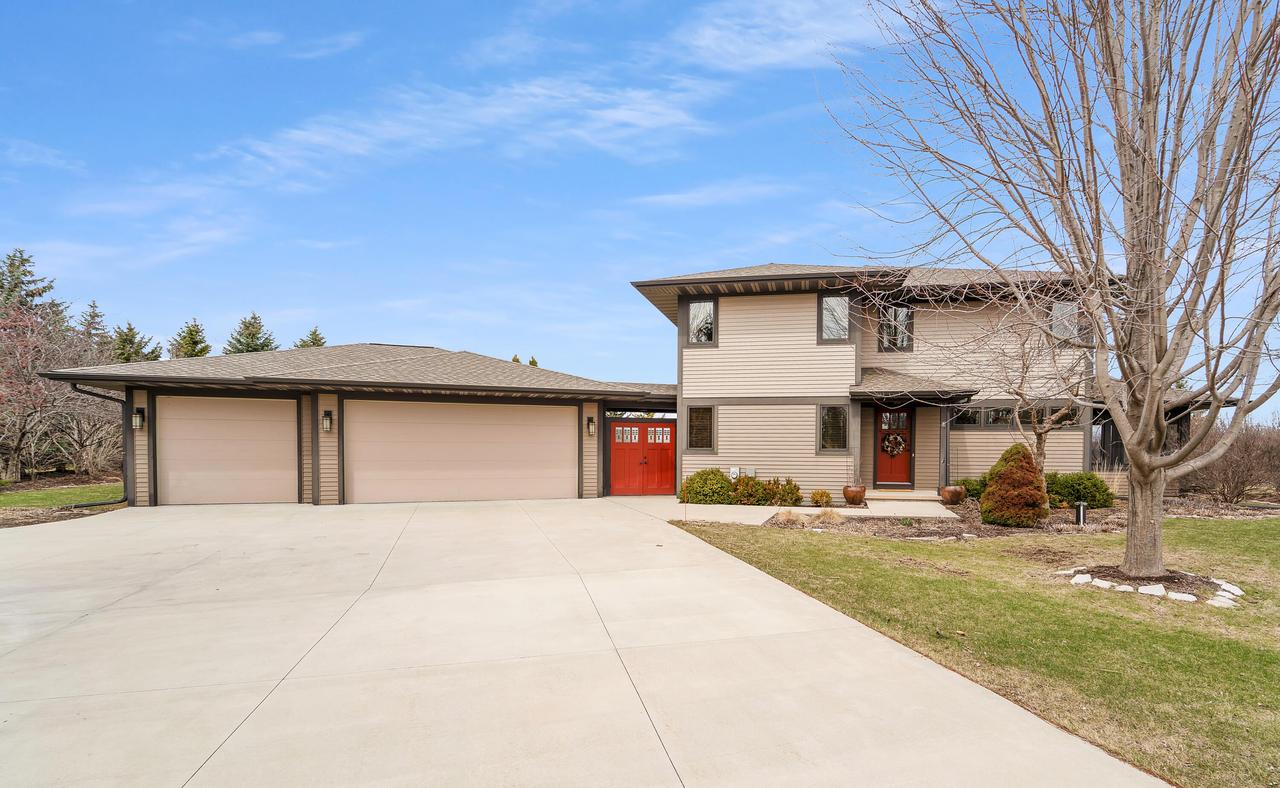 W5069 Takodah Dr, Fond Du Lac, WI 54935