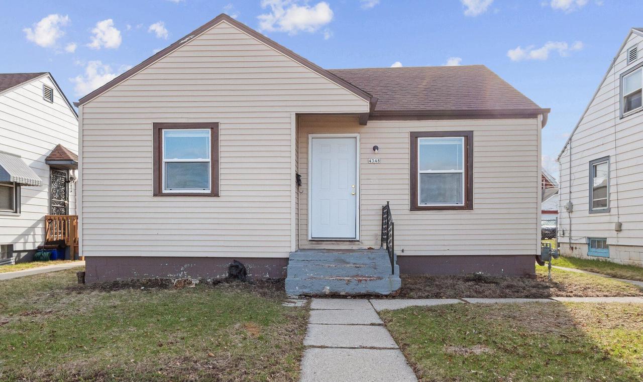 4348 N 30th St, Milwaukee, WI 53216
