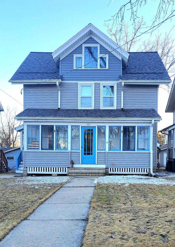 507 E Loos St, Hartford, WI 53027