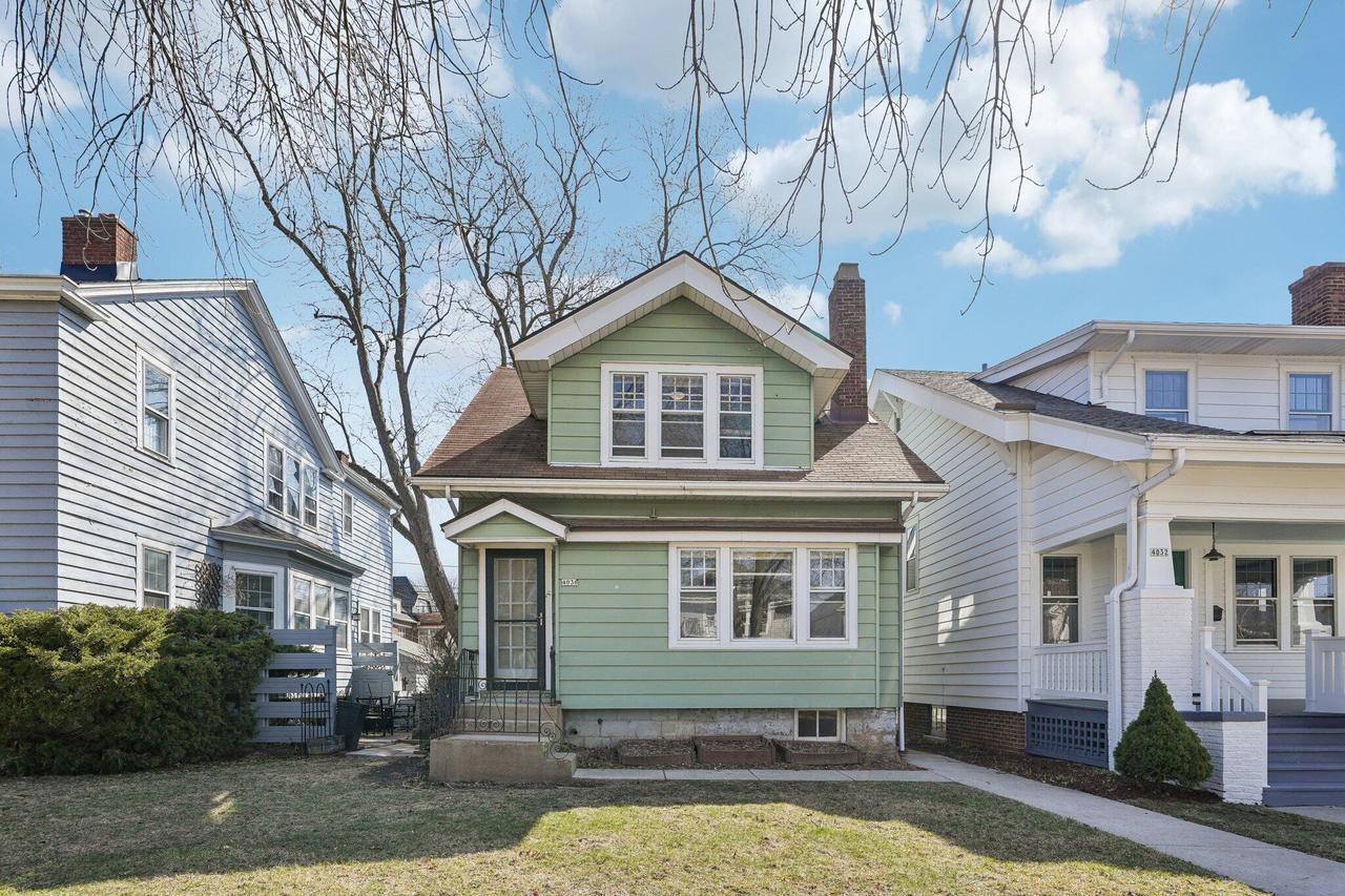 4036 N Stowell Ave, Shorewood, WI 53211