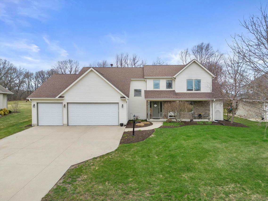 10948 14th Ct, Pleasant Prairie, WI 53158