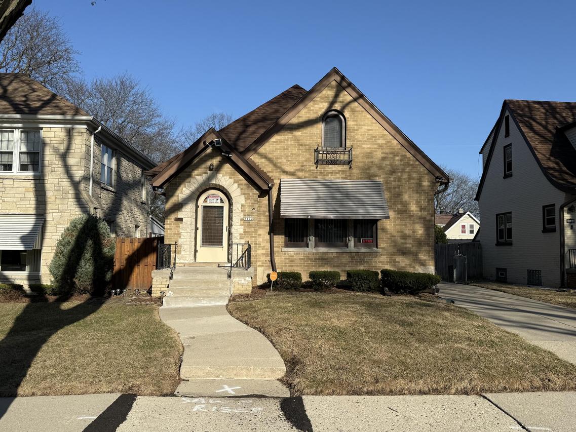 3172 N 48th St, Milwaukee, WI 53216