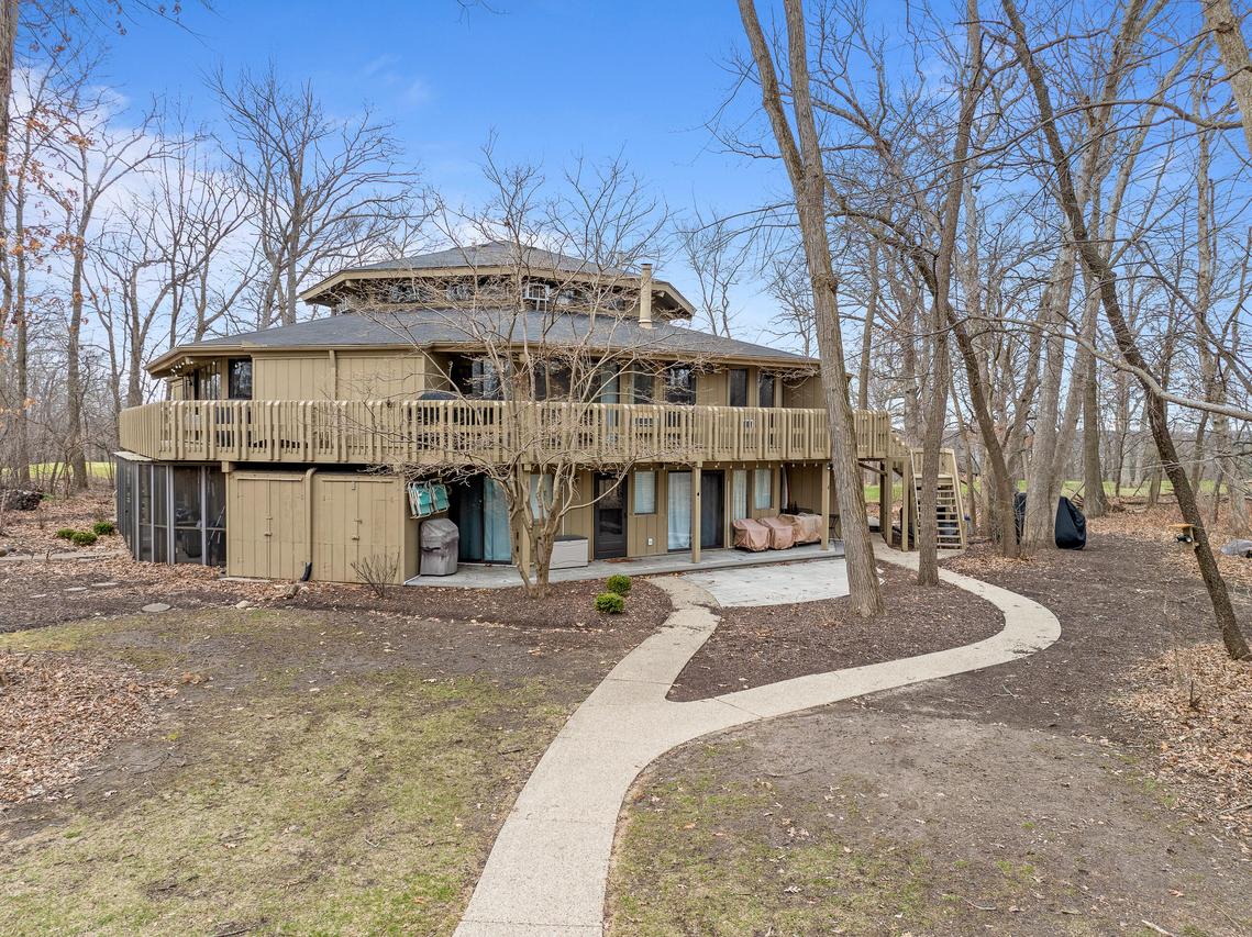 404 W Deerpath - #F, Fontana, WI 53125