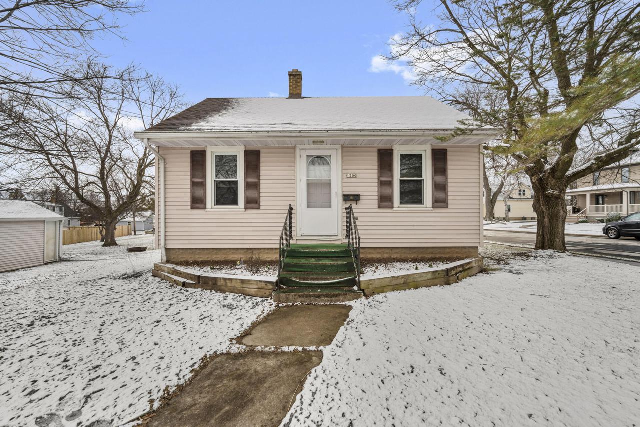 1200 Kewaskum St, Kewaskum, WI 53040