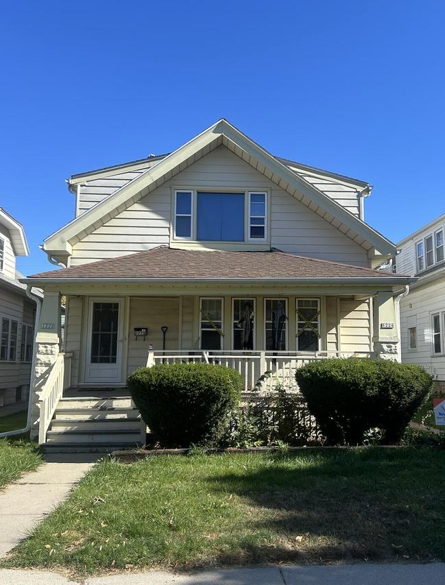 1222 S 74th St #1224, West Allis, WI 53214