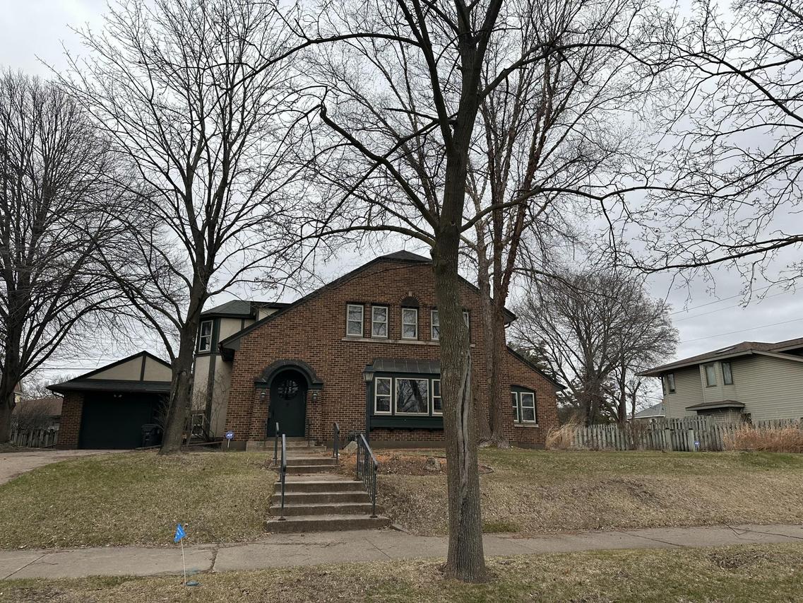 1733 Cameron Ave, La Crosse, WI 54601