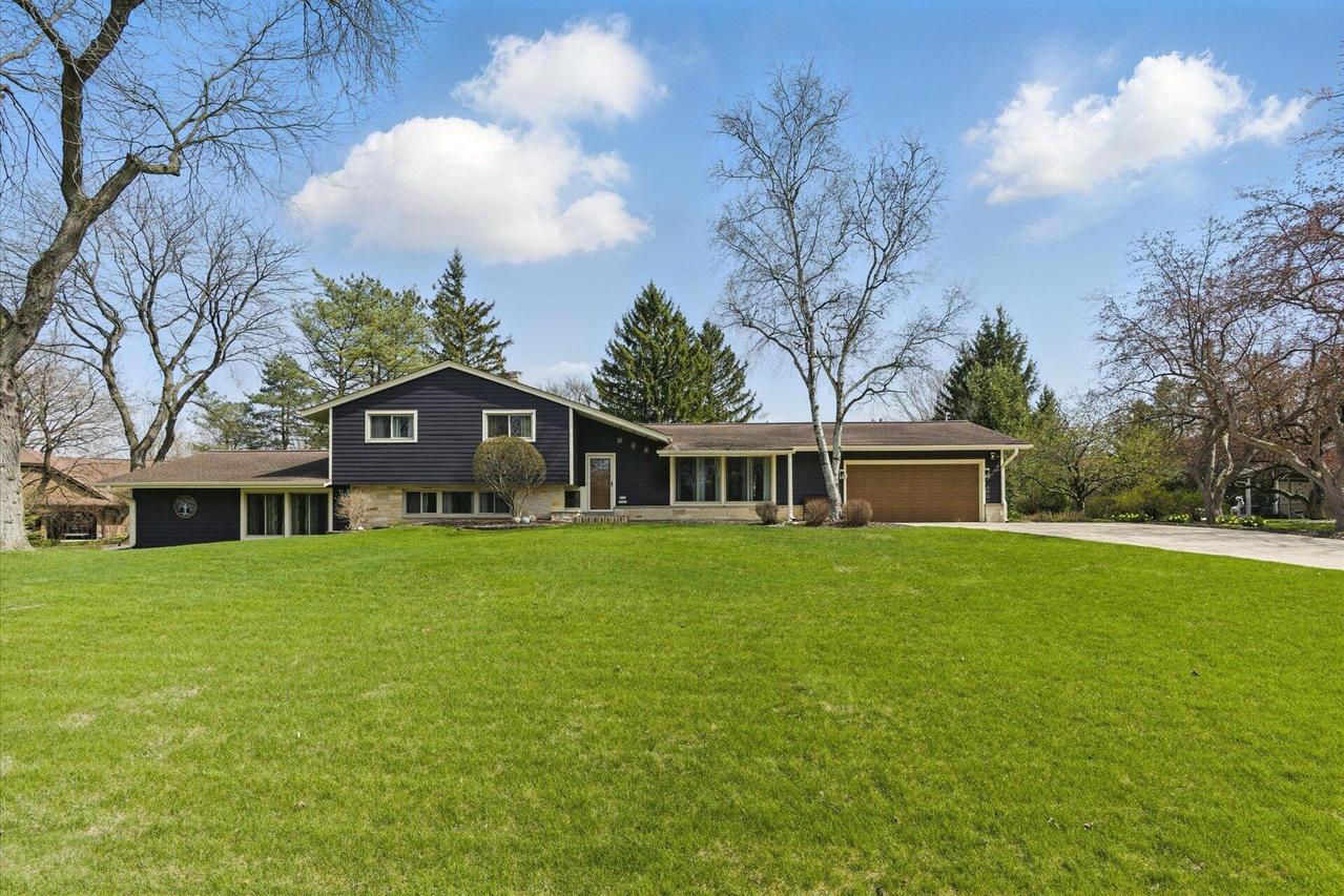 W136N7694 North Hills, Menomonee Falls, WI 53051