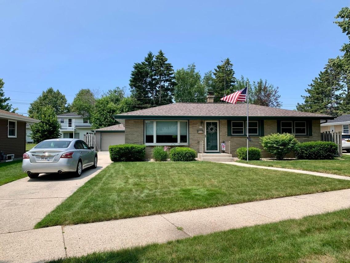 3110 S 10th St, Sheboygan, WI 53081