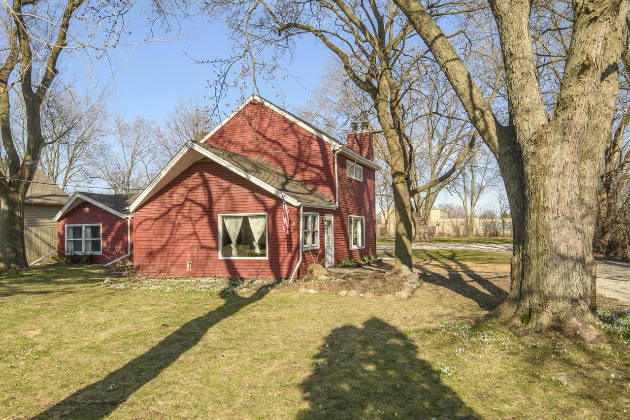 3041 97th St, Sturtevant, WI 53177
