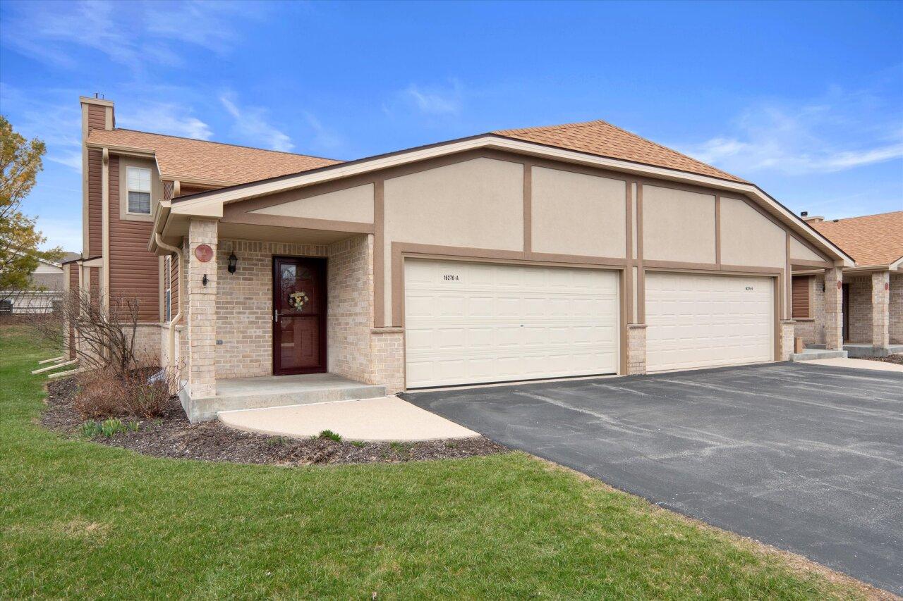 N113W16276 Sylvan Cir #5, Germantown, WI 53022