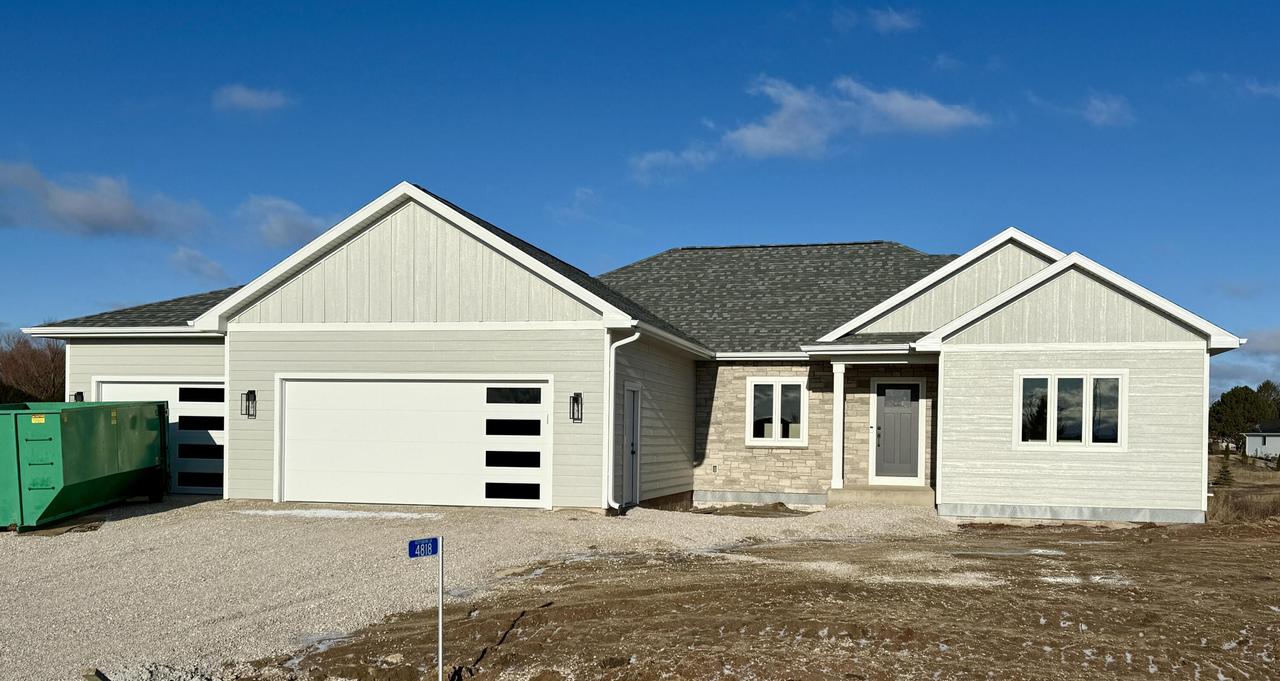 4818 Gettysburg Ln, Sheboygan, WI 53083
