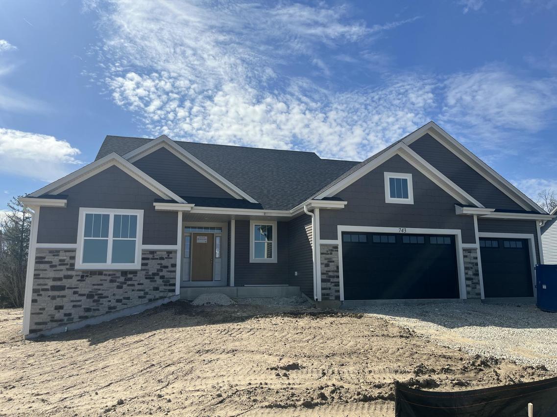 743 Brockway Dr #Lt37, Mukwonago, WI 53149