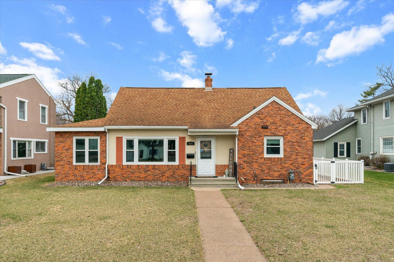 415 N Losey Blvd, La Crosse, WI 54601