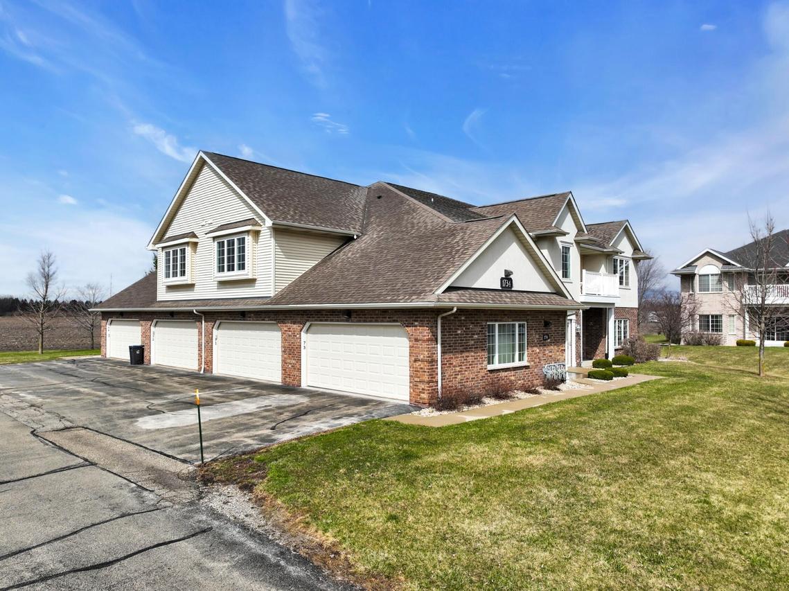 1734 Parkstone Ter #73, Mount Pleasant, WI 53406