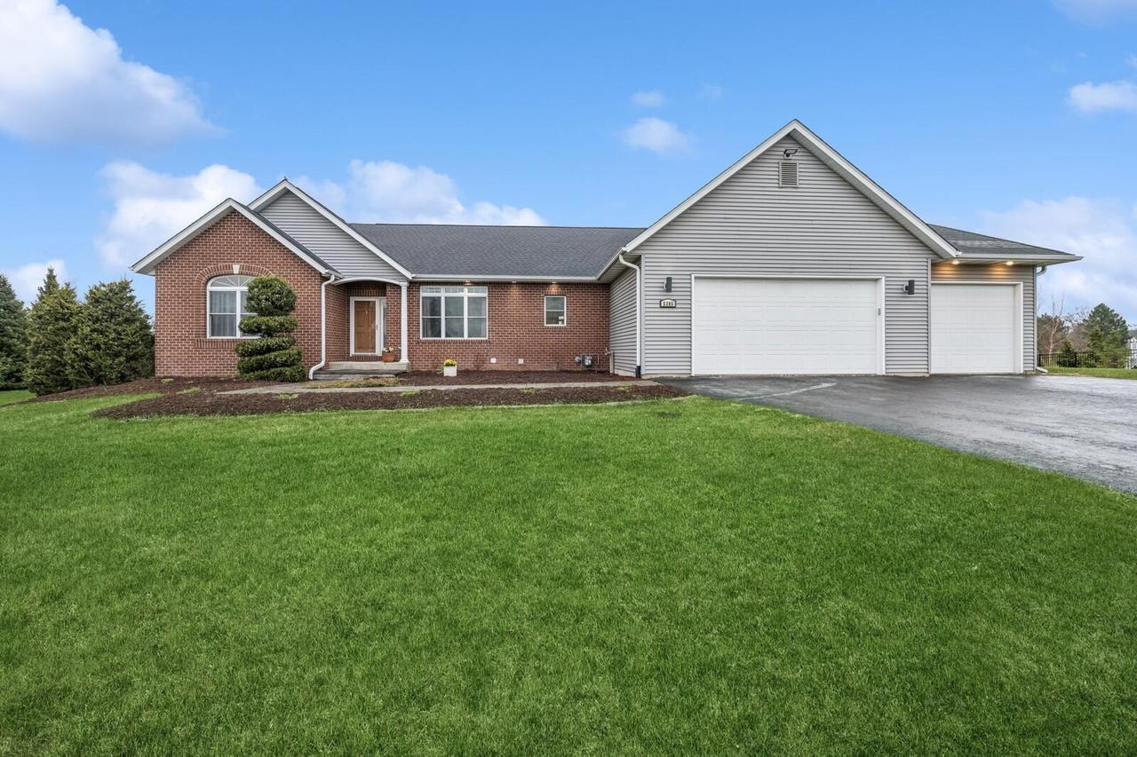5385 369th Ave, Wheatland, WI 53105