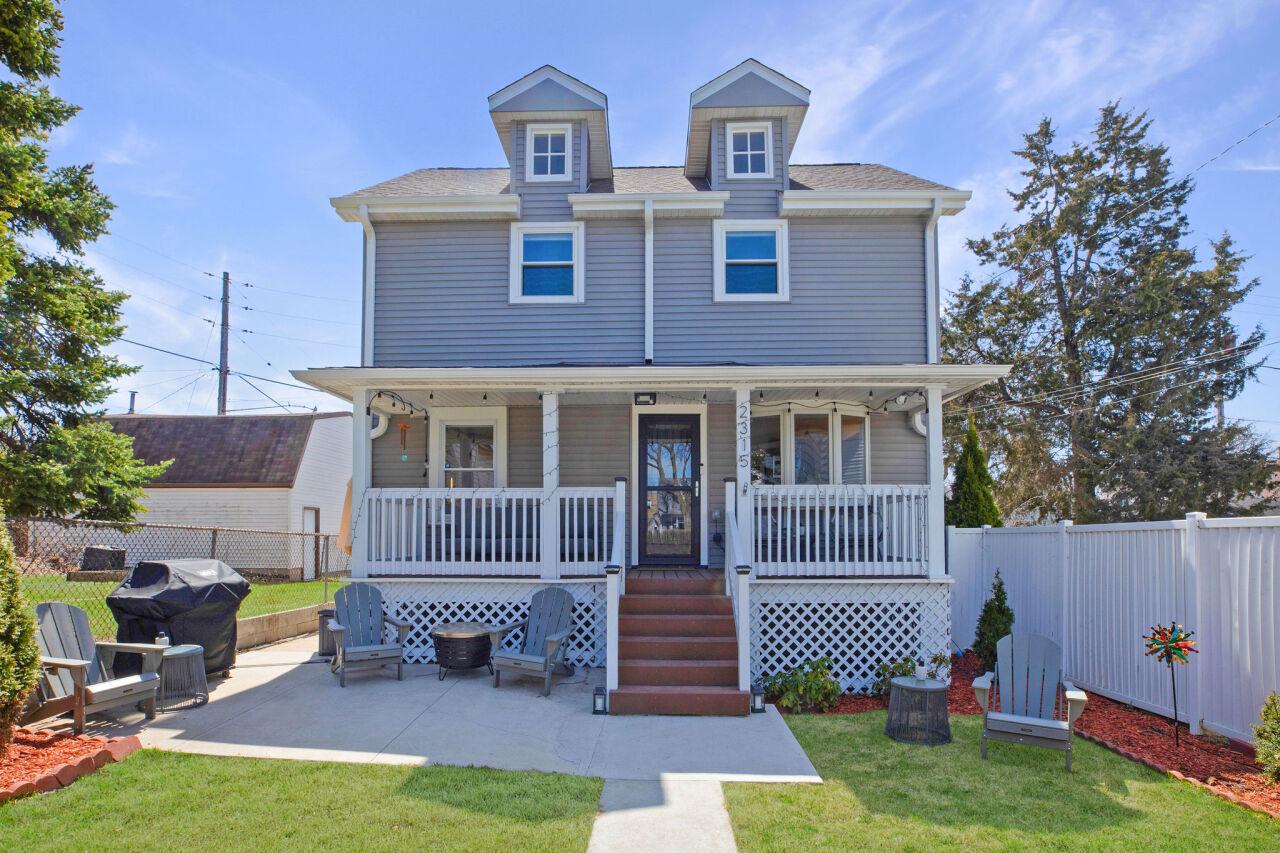 2315 E Morgan Ave, Milwaukee, WI 53207