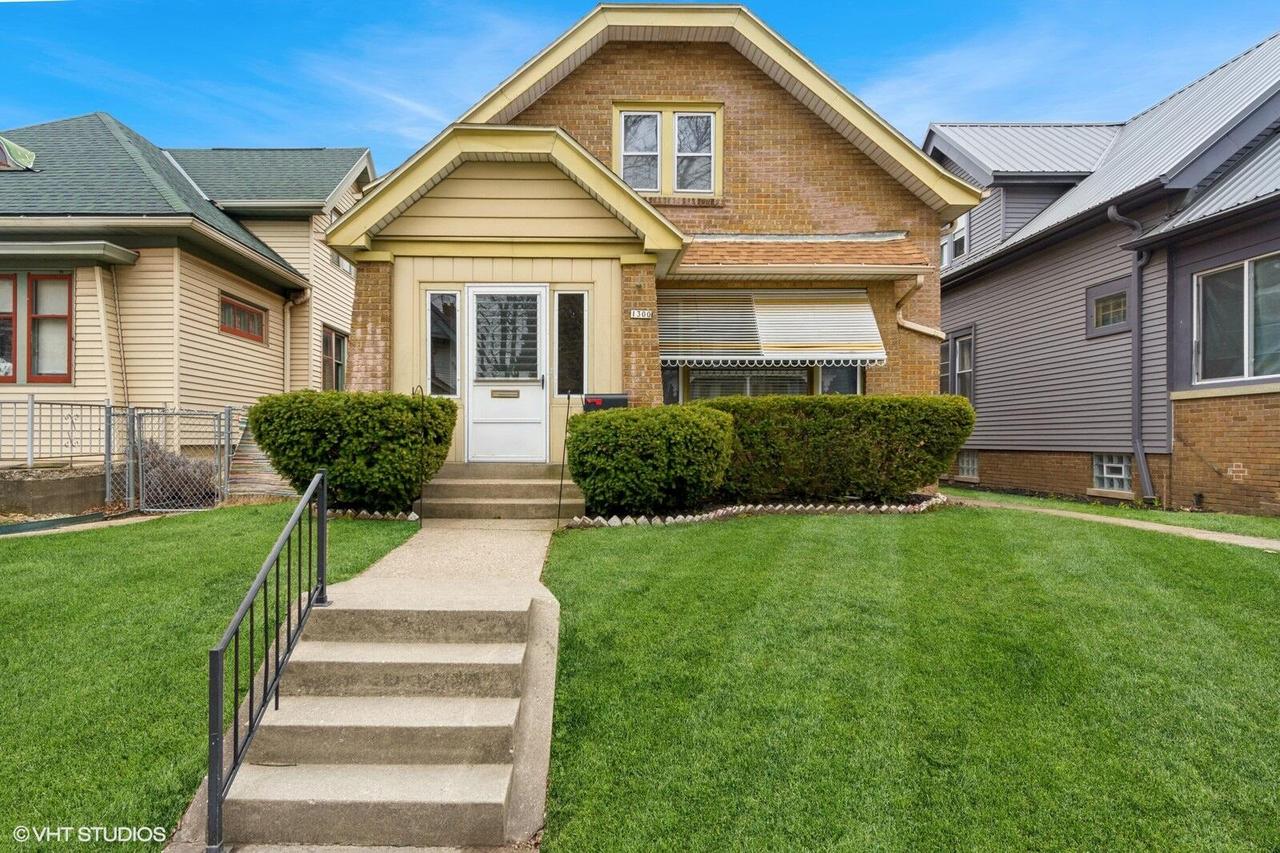 1300 S 29th St, Milwaukee, WI 53215