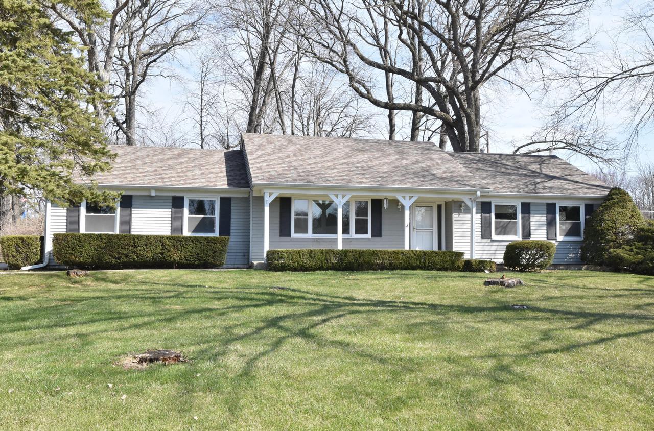 1604 Tiffany Dr, Caledonia, WI 53402