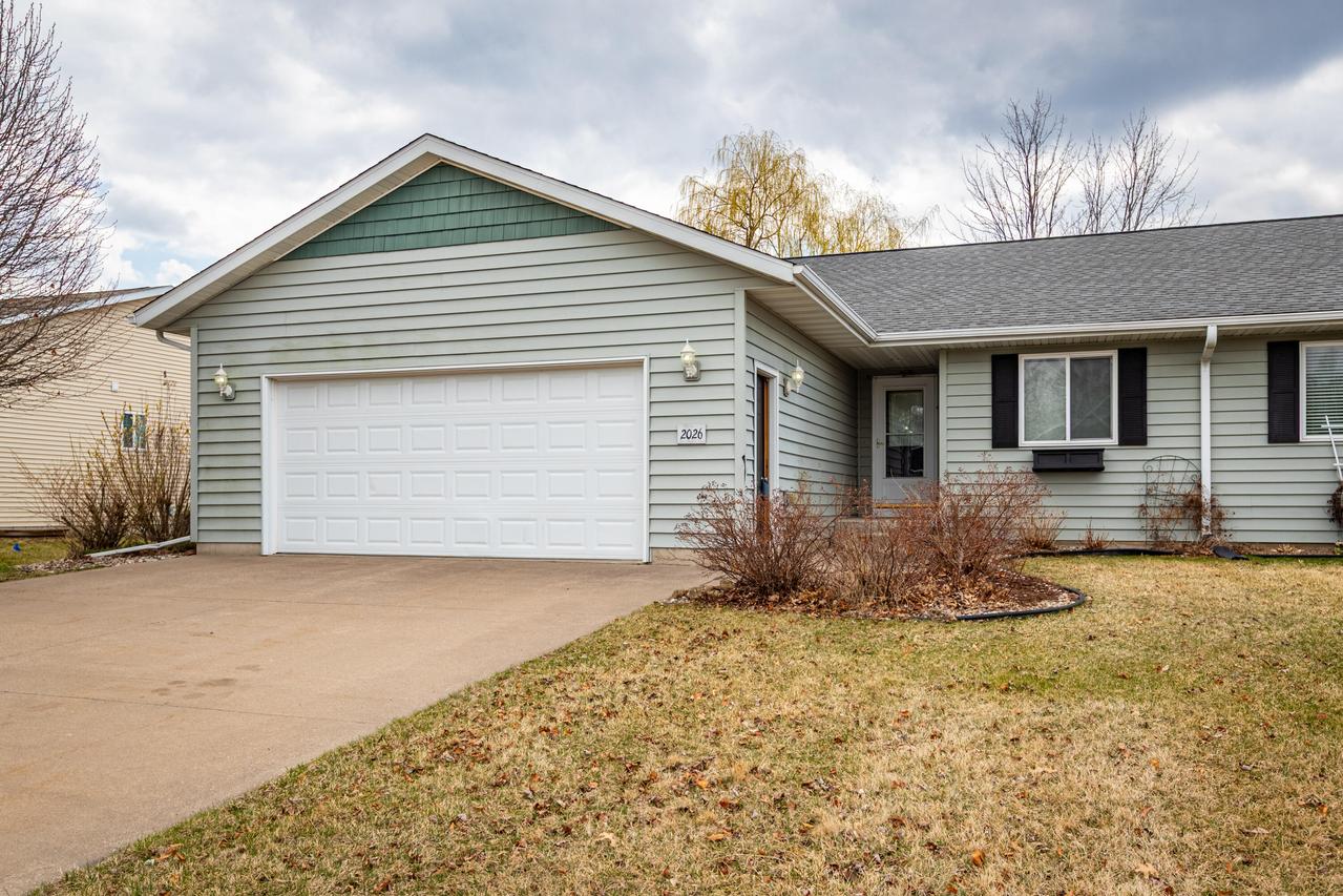 2026 Crooked Ave, Holmen, WI 54636