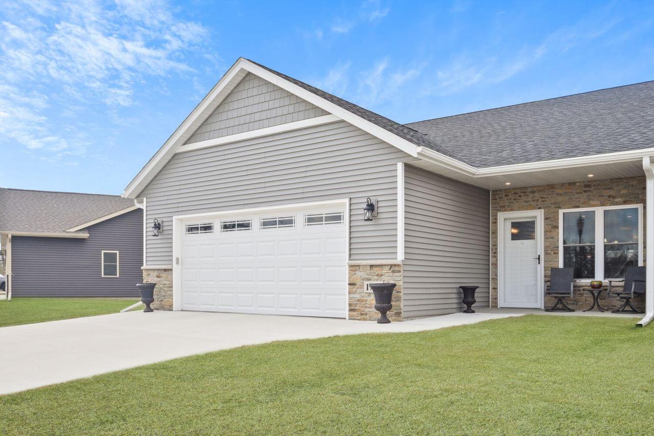 1787 Edgewood Rd #9, Kewaskum, WI 53040