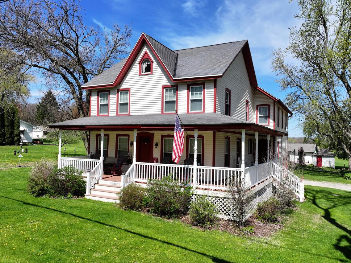 S50W30814 Old Village, Genesee, WI 53149