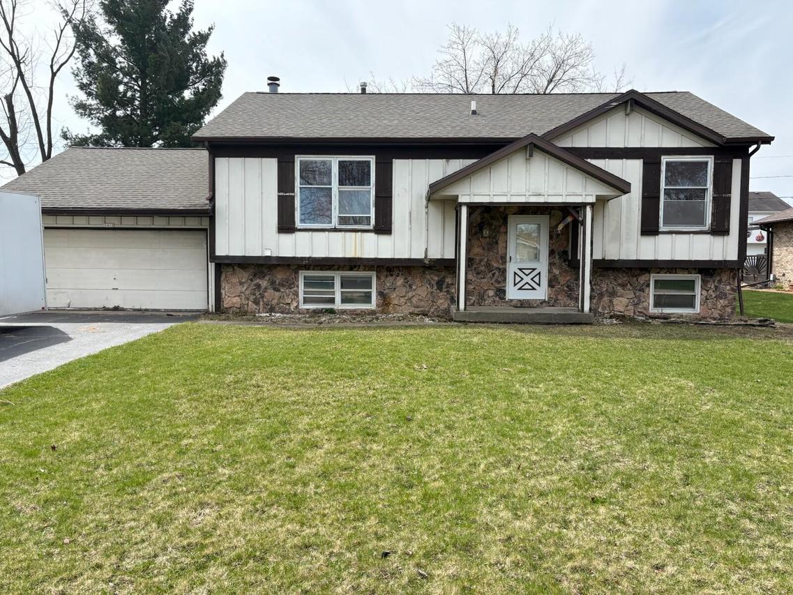 1913 Willow Rd, Twin Lakes, WI 53181