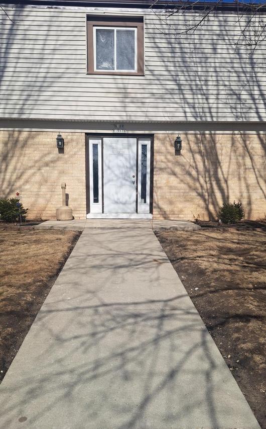 N169W19876 Georgetown Dr #203, Jackson, WI 53037