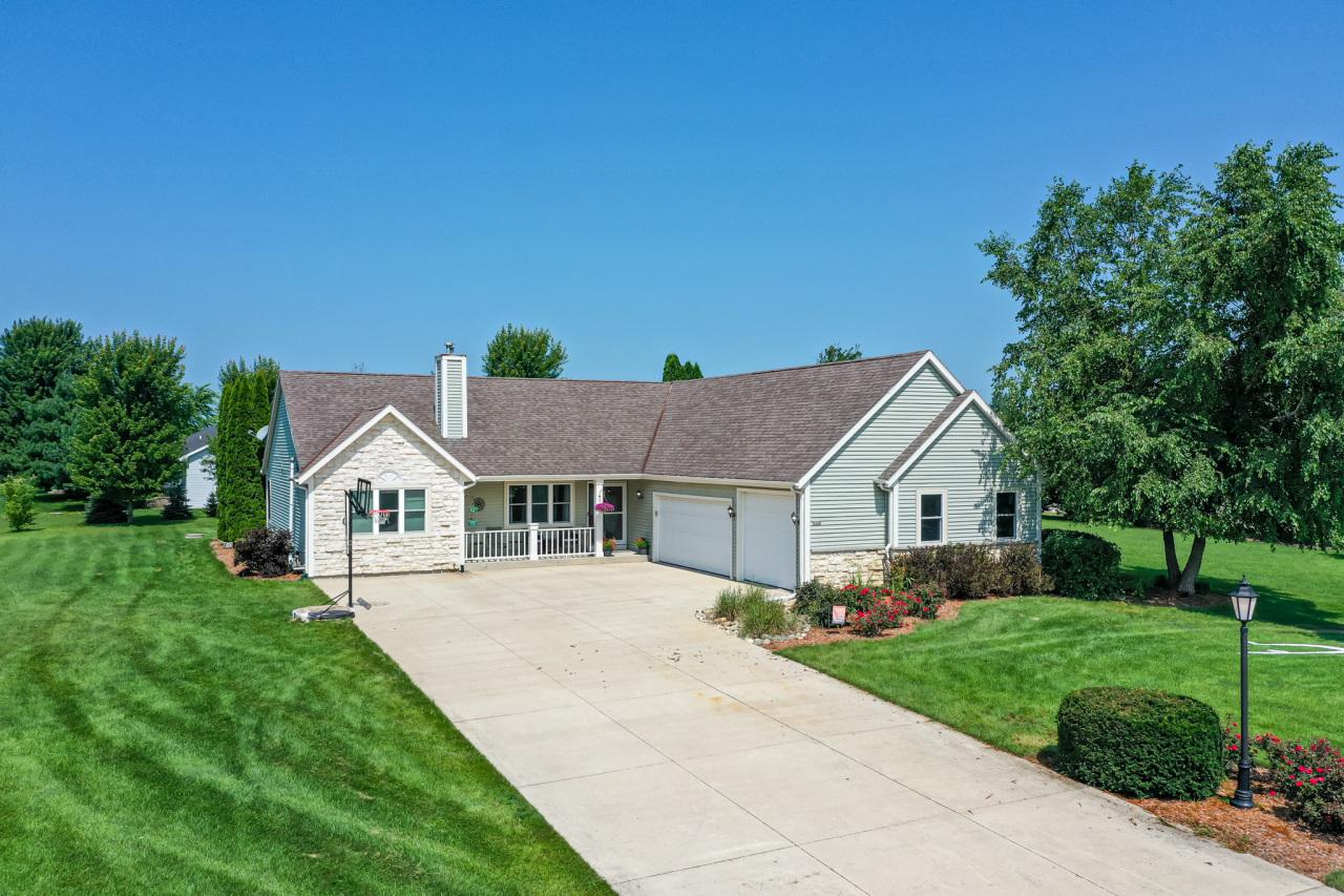4330 Buckey St, Waterford, WI 53120
