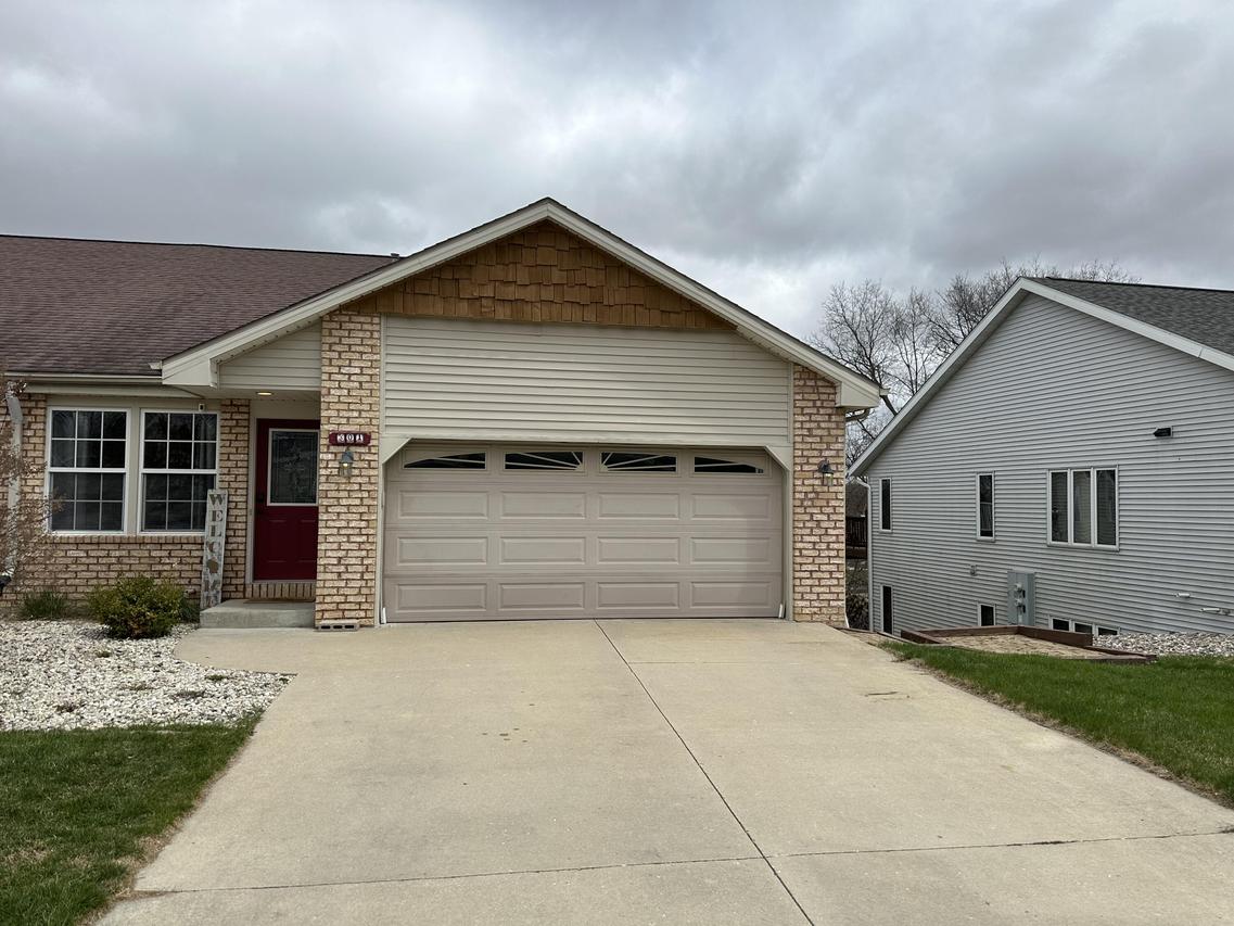 301 E East Haven, Watertown, WI 53094