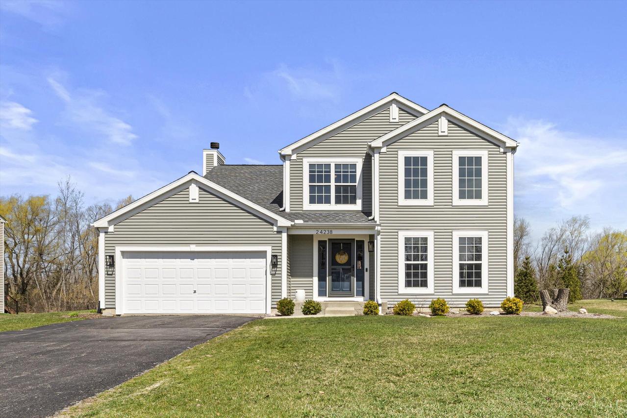 24238 88th St, Salem Lakes, WI 53168
