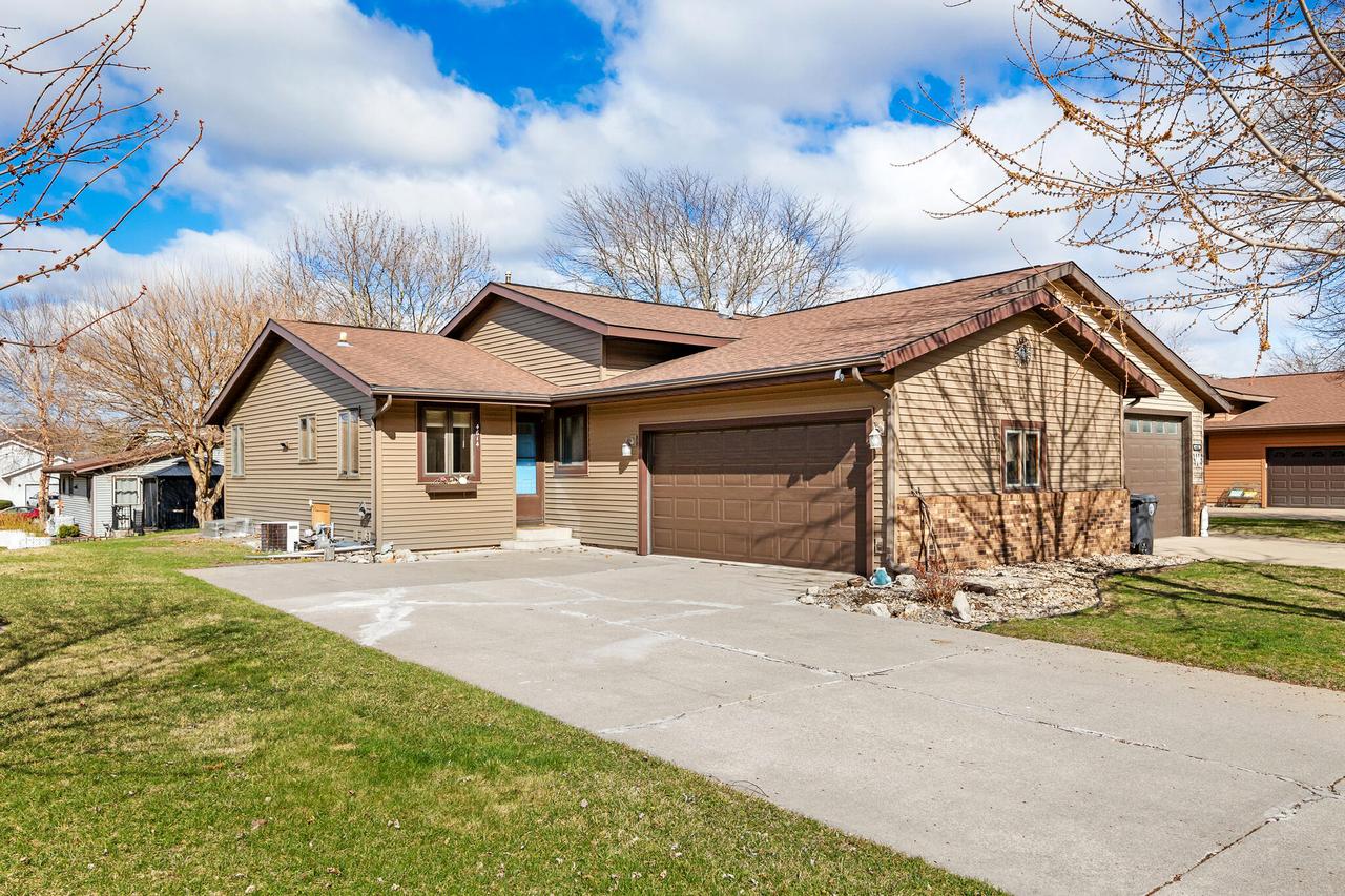 4614 Juniper St, La Crosse, WI 54601