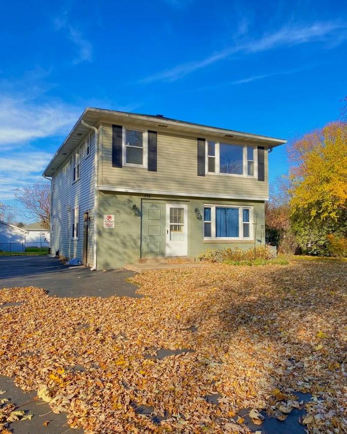 558 Alder Ave., Delavan, WI 53115