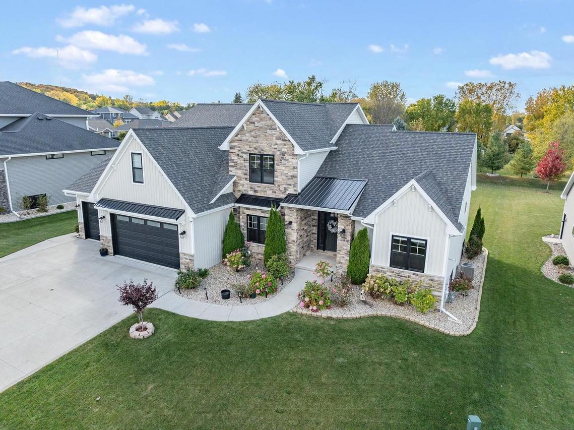 3984 Dollar Ln, Ledgeview, WI 54115