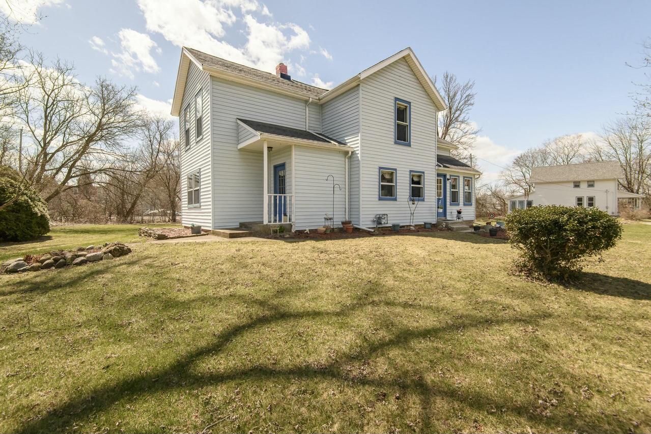 N116W16272 Main St, Germantown, WI 53022