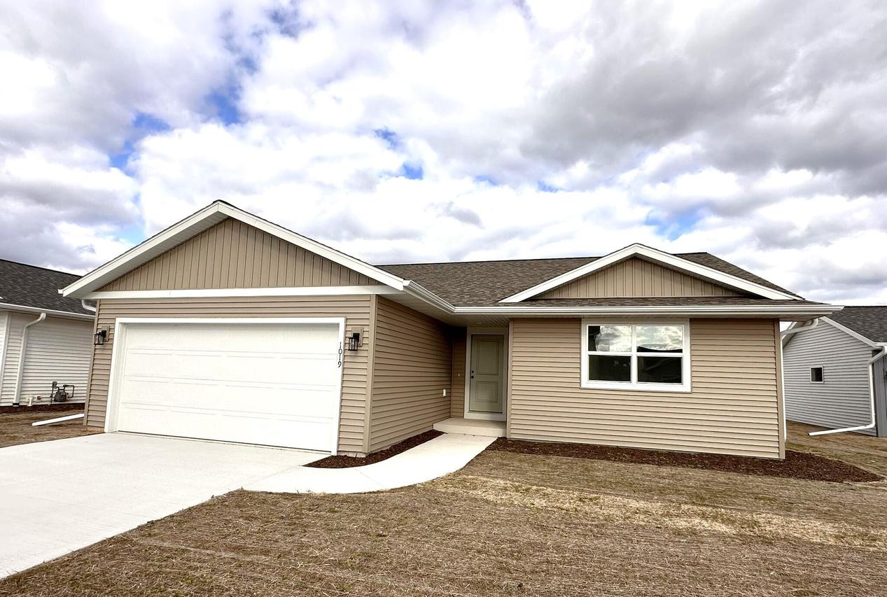 1019 Sully Way, Sheboygan Falls, WI 53085