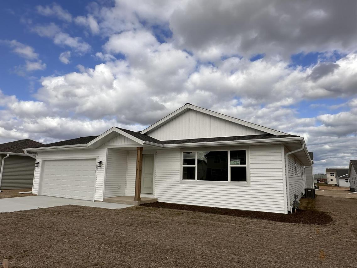 1025 Sully Way, Sheboygan Falls, WI 53085