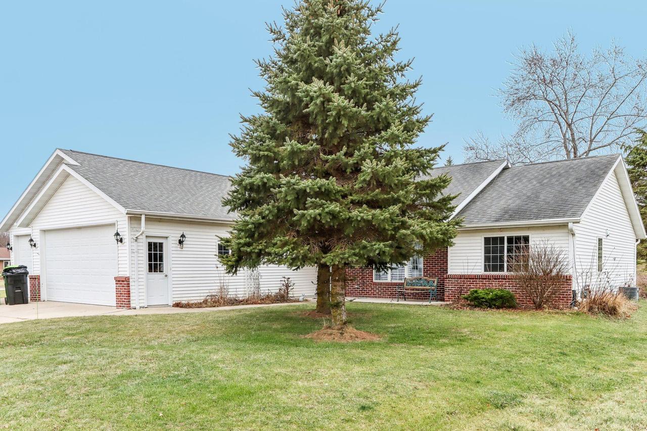 549 Ladwig St, Campbellsport, WI 53010