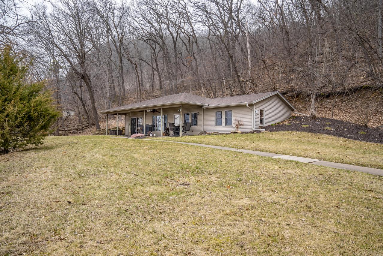 S3774 State Highway 35 -, Genoa, WI 54632