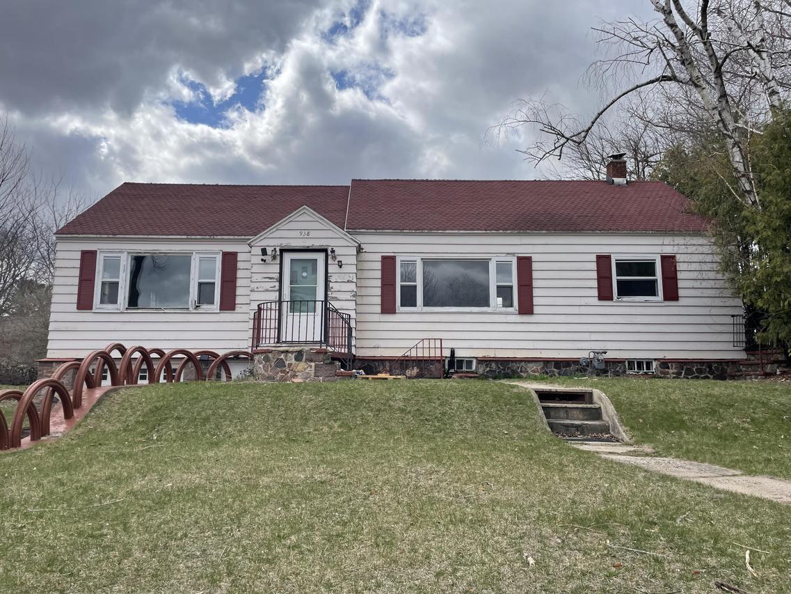 938 Ransom St, Ripon, WI 54971