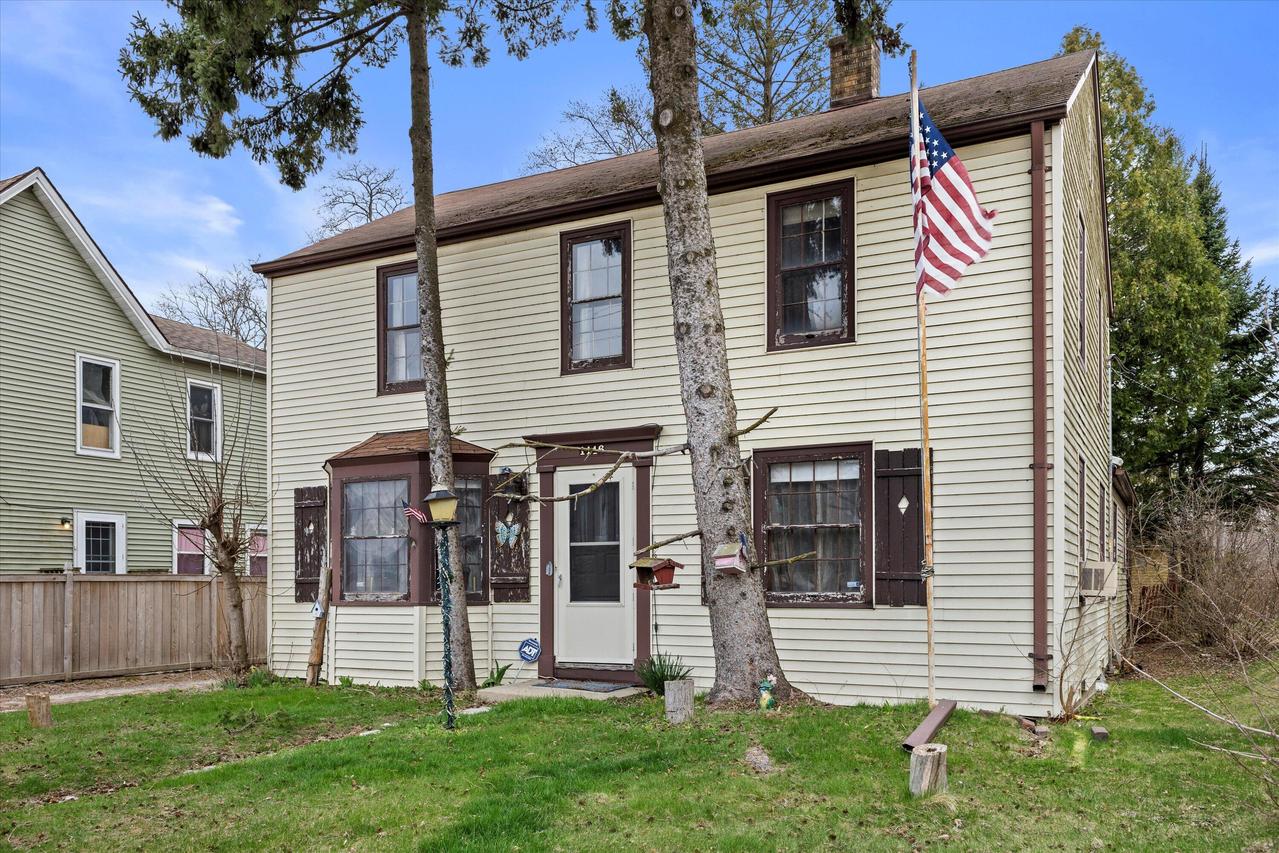 1116 N Chicago Ave, South Milwaukee, WI 53172