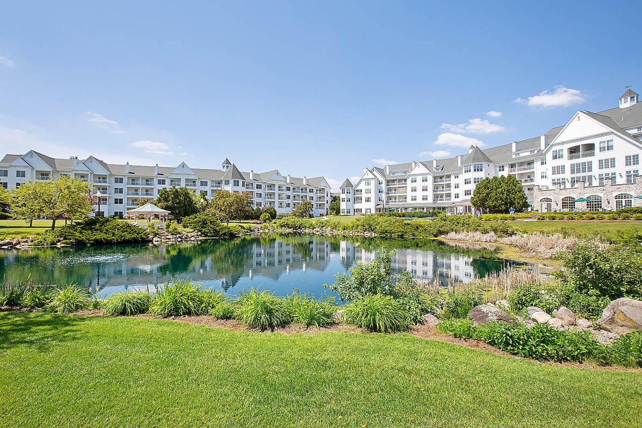 101 Osthoff Ave #281, Elkhart Lake, WI 53020