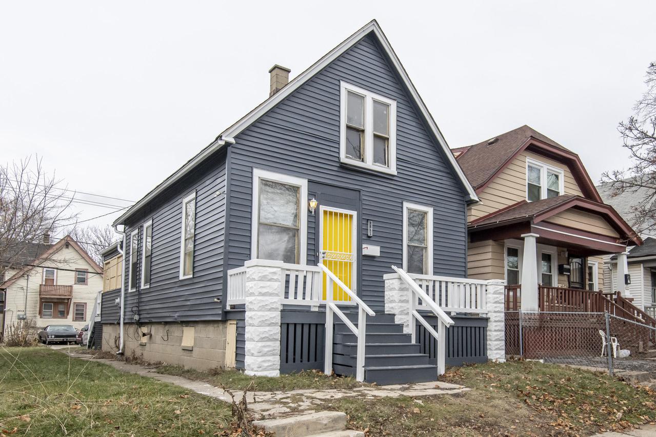 3513 N 25th St, Milwaukee, WI 53206