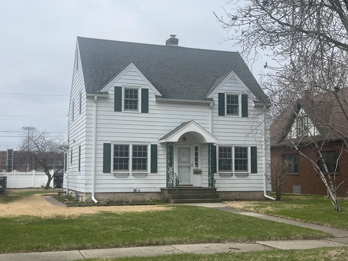 623 22nd St, La Crosse, WI 54601