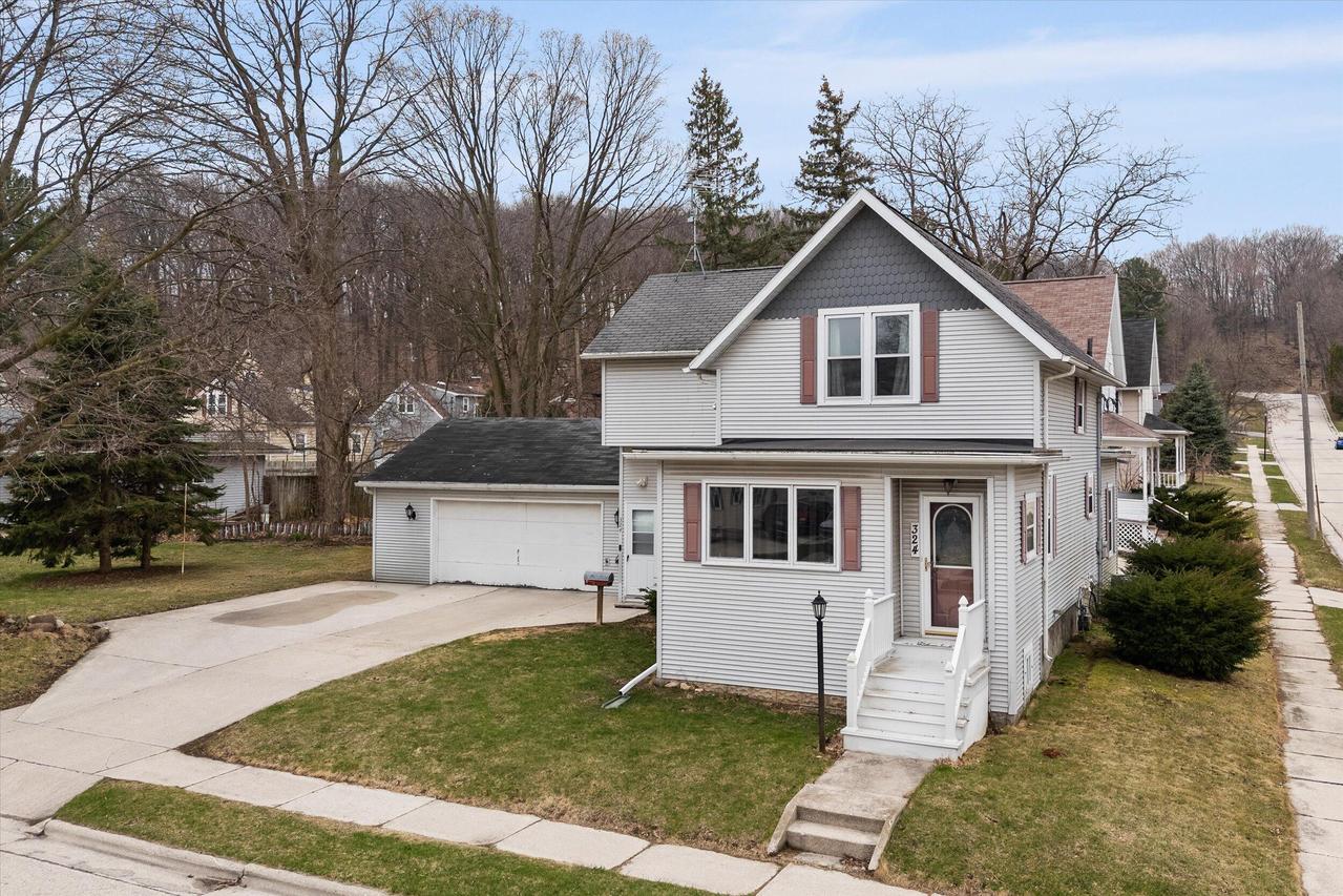 324 Park St, Plymouth, WI 53073