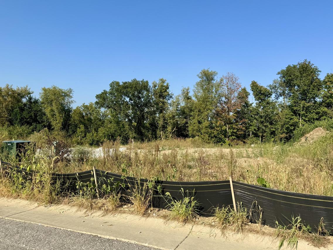 S54W25436 Pebble Brook, Waukesha, WI 53189