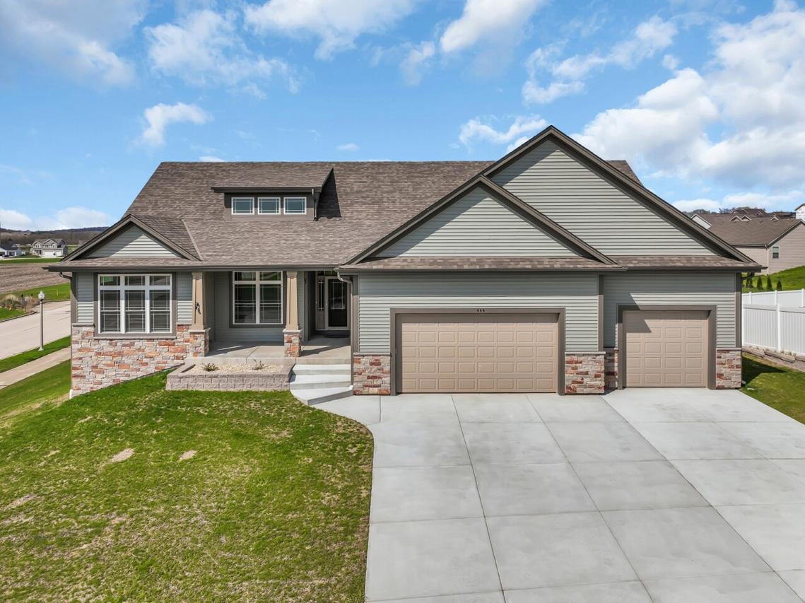 444 Champlain Dr, Johnson Creek, WI 53038